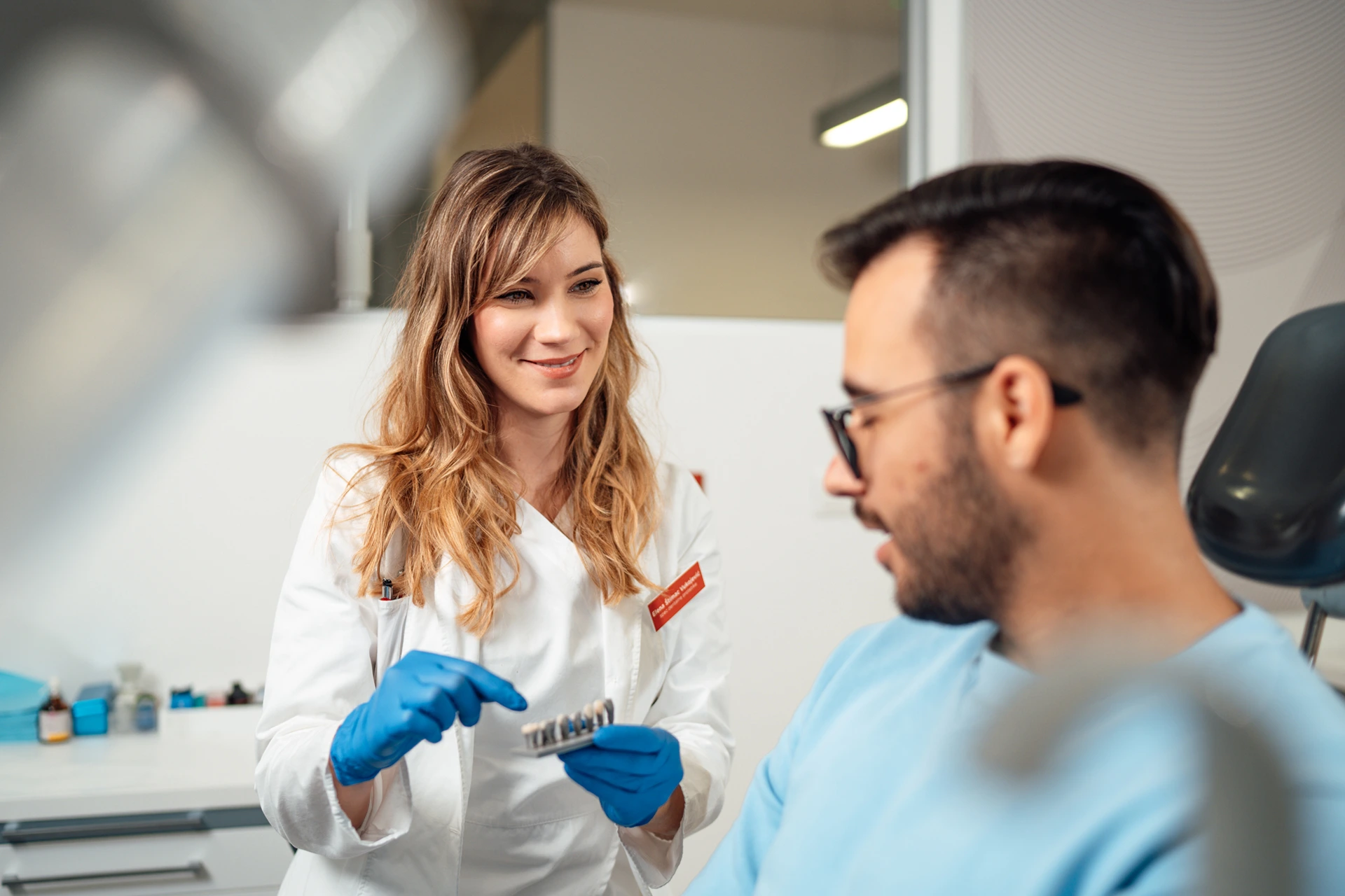 Everything You Need to Know About Dental Veneers: Answers to the Most Frequently Asked Questions | Sve što trebate znati o zubnim ljuskicama: odgovori na najtraženija pitanja | Stomatološka poliklinika Zagreb | Štimac centar dentalne medicine