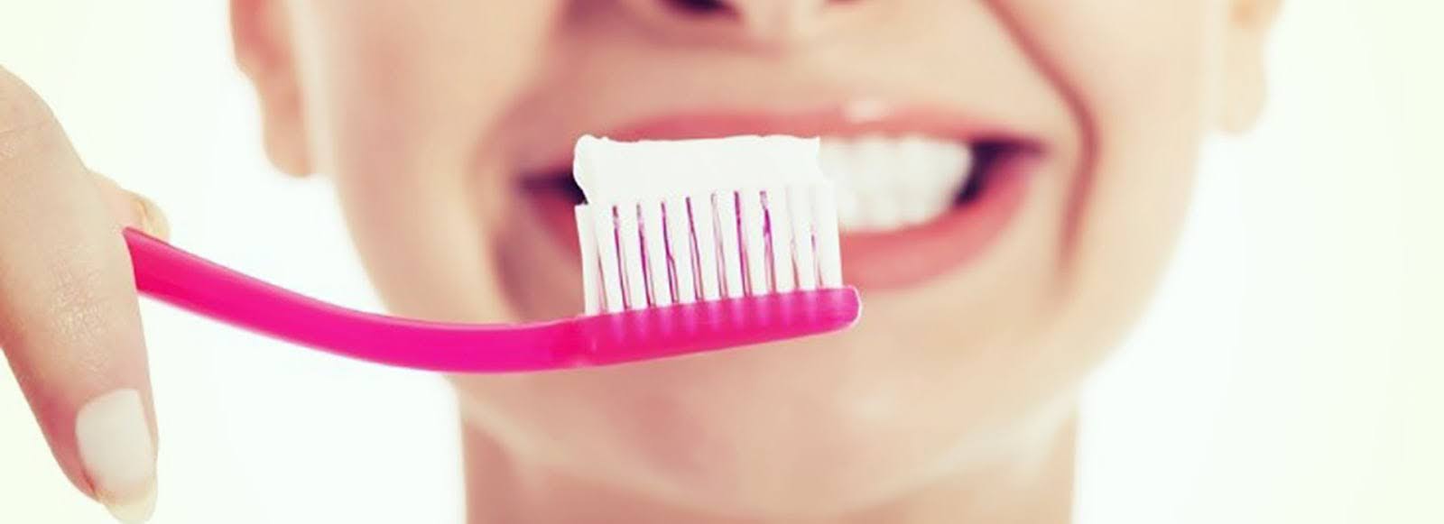 Tartar removal and dental sandblasting - Stomatološka poliklinika Zagreb | Štimac centar dentalne medicine