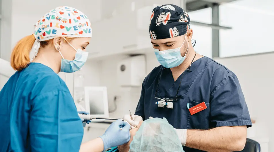 Što su zubni implantati | Štimac Centar dentalne medicine | Što su zubni implantati i što morate znati o njima | Stomatološka poliklinika Zagreb | Štimac centar dentalne medicine