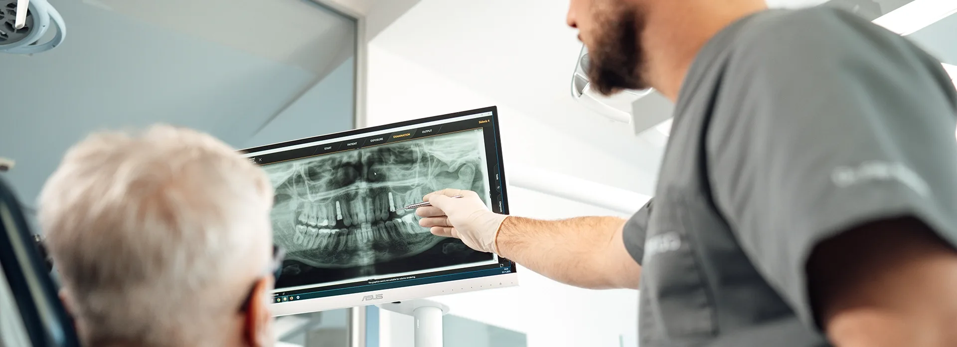 Srušimo zajedno česte predrasude o zubnim implantatima
