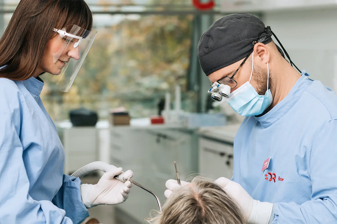 Oralna kirurgija - Filip Štimac dr. med. dent, spec. oralne kirurgije | Štimac centar dentalne medicine