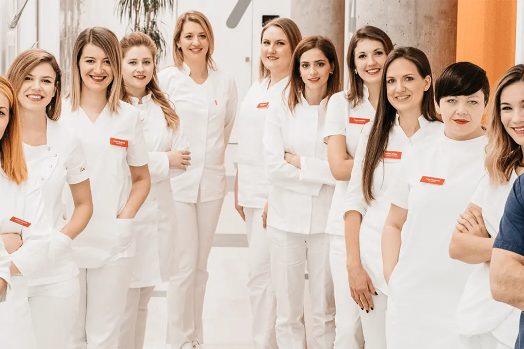 Ispunite anketu i saznajte jeste li idealan kandidat za naš tim - Stomatološka poliklinika Zagreb | Štimac centar dentalne medicine